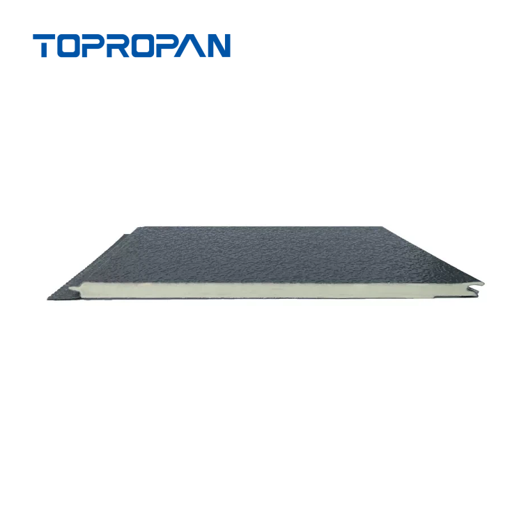 Painel sanduíche esculpido em metal